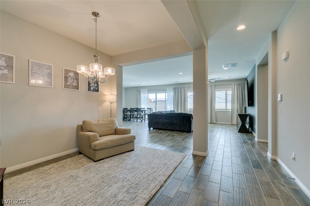 7012 Arabian Ridge Street — photo 5