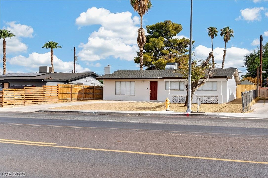 4289 Vegas Valley Drive — photo 3