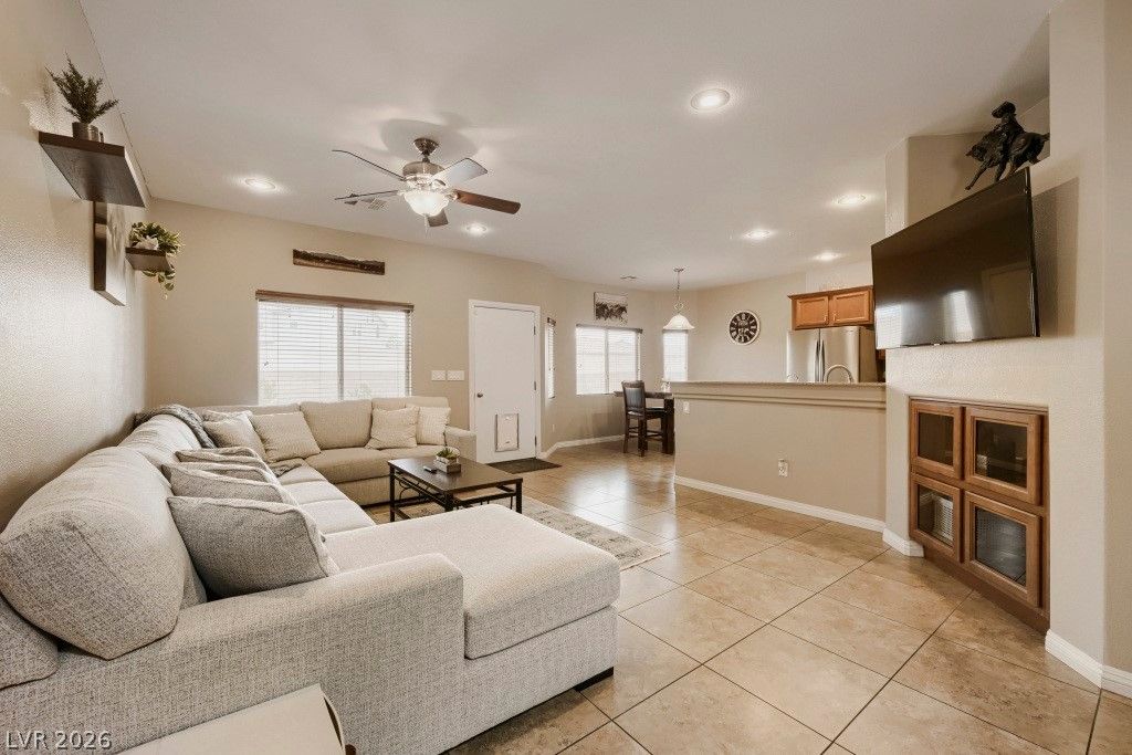 6132 Riverbelle Street — photo 3