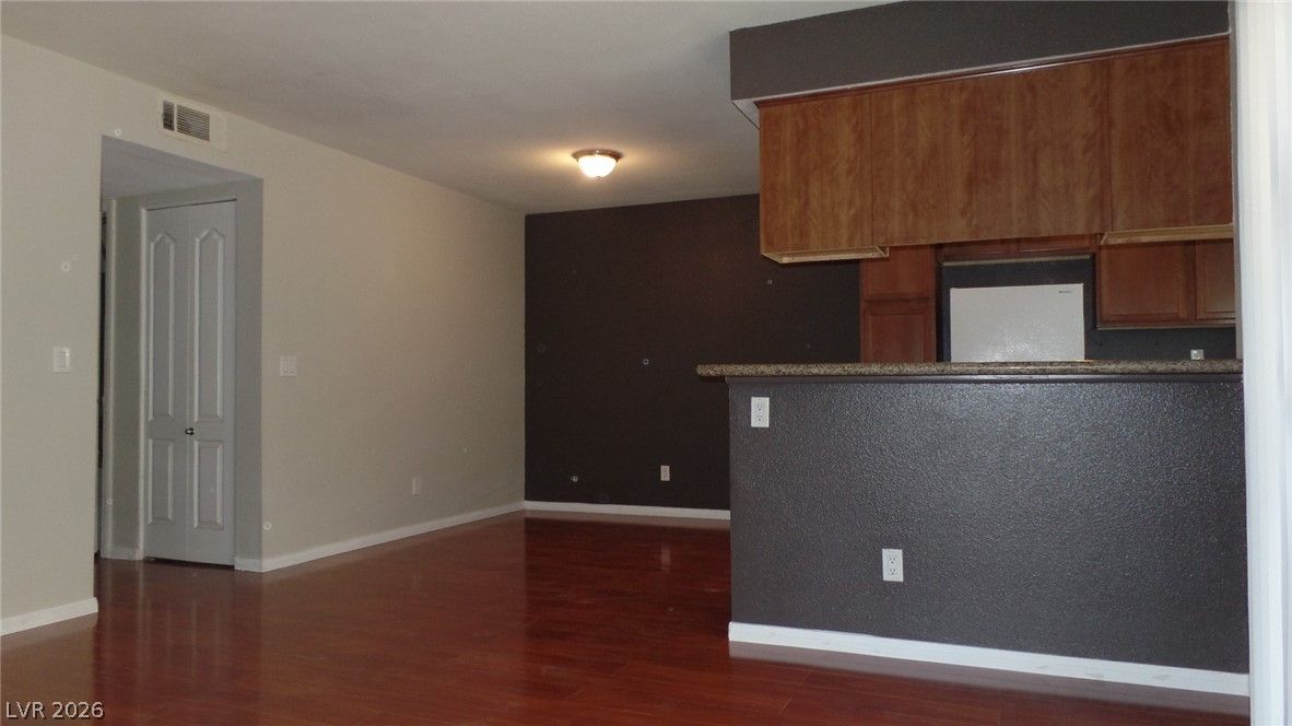 7200 Pirates Cove 1082 — photo 4