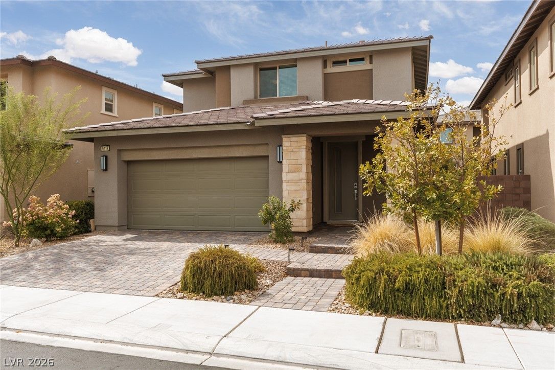 9719 Zircon Cliff Avenue — photo 2