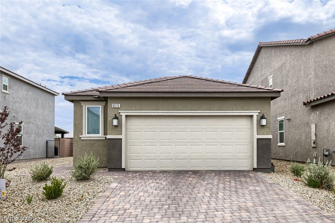 9576 Marsh Aster Street — photo 1