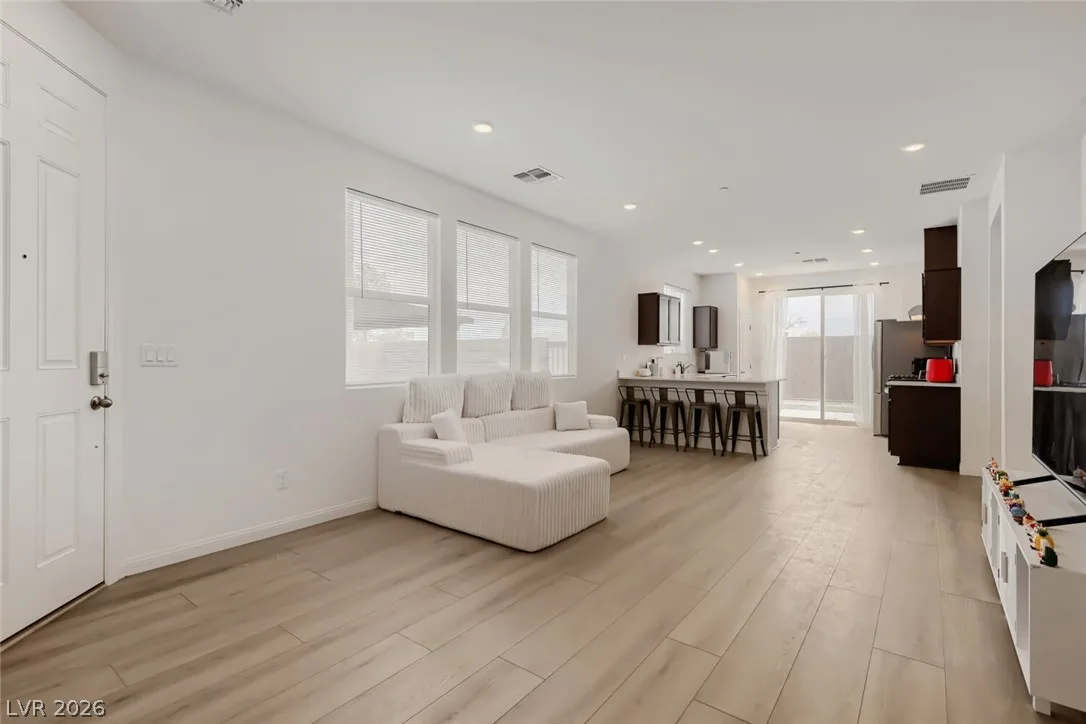 9576 Marsh Aster Street — photo 4