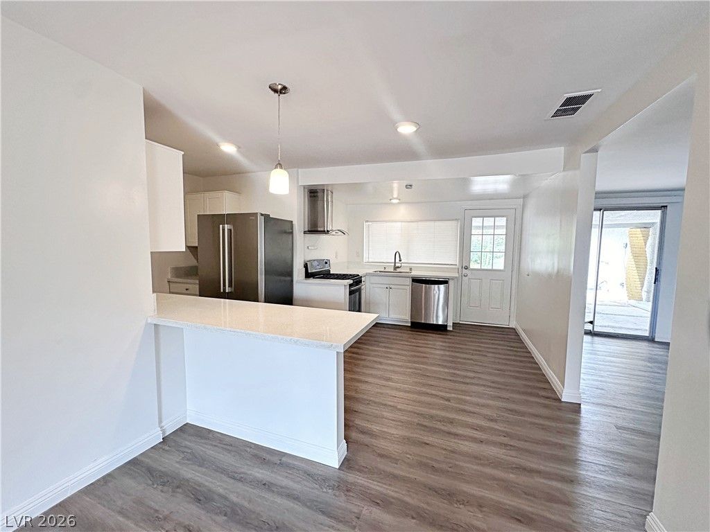 812 Bracken Avenue — photo 5
