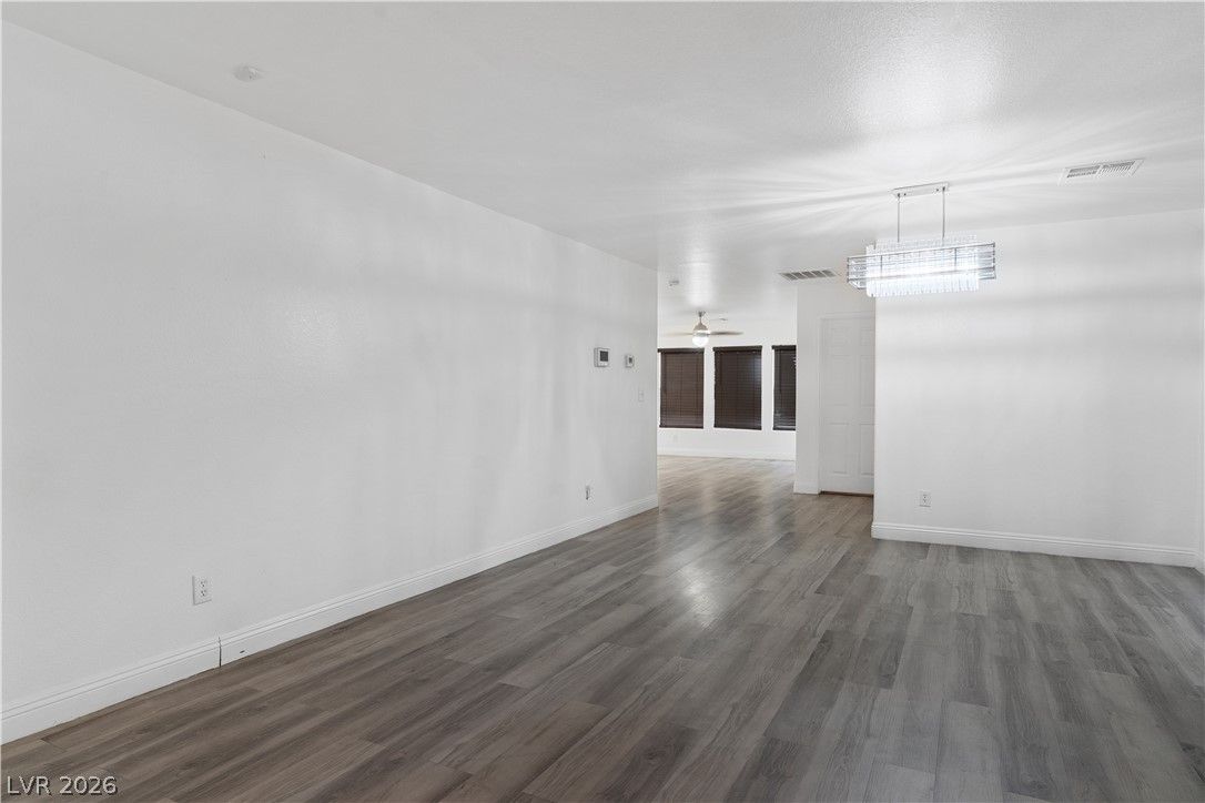 6109 Brenneman Street — photo 4