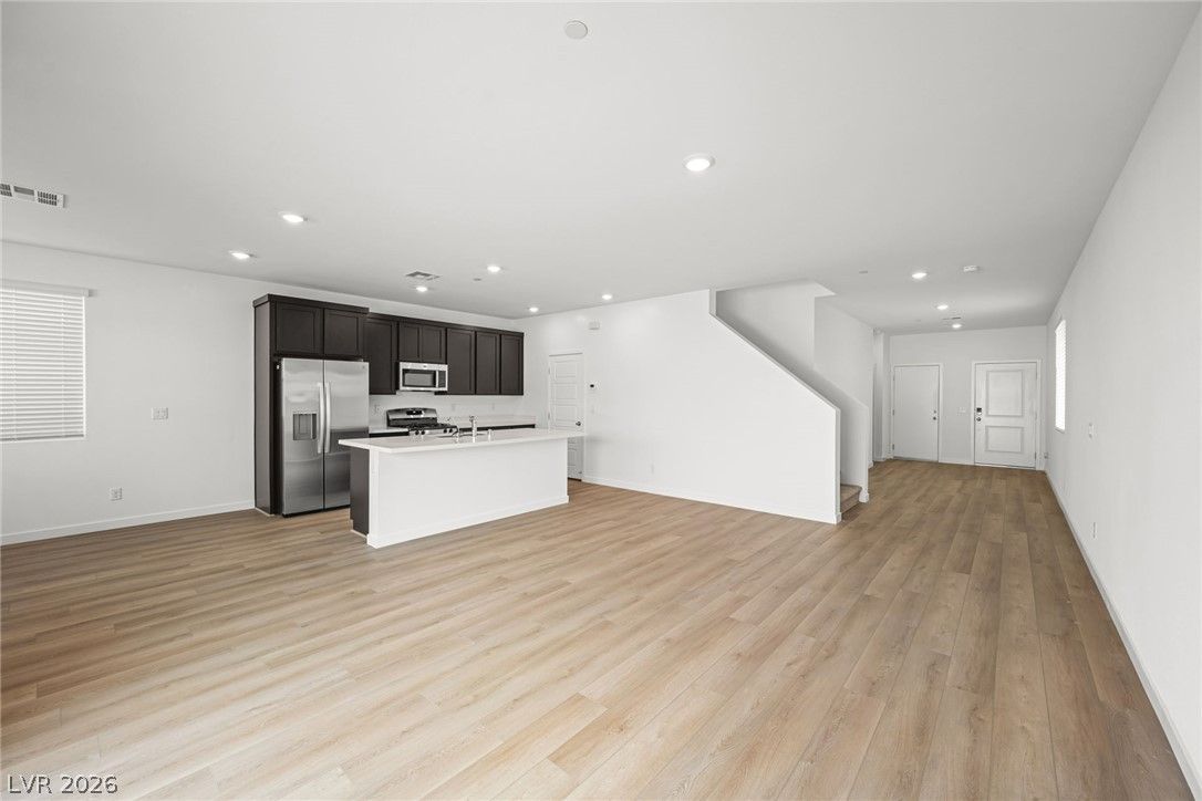 8161 Gusty Brook Street — photo 3 of 28