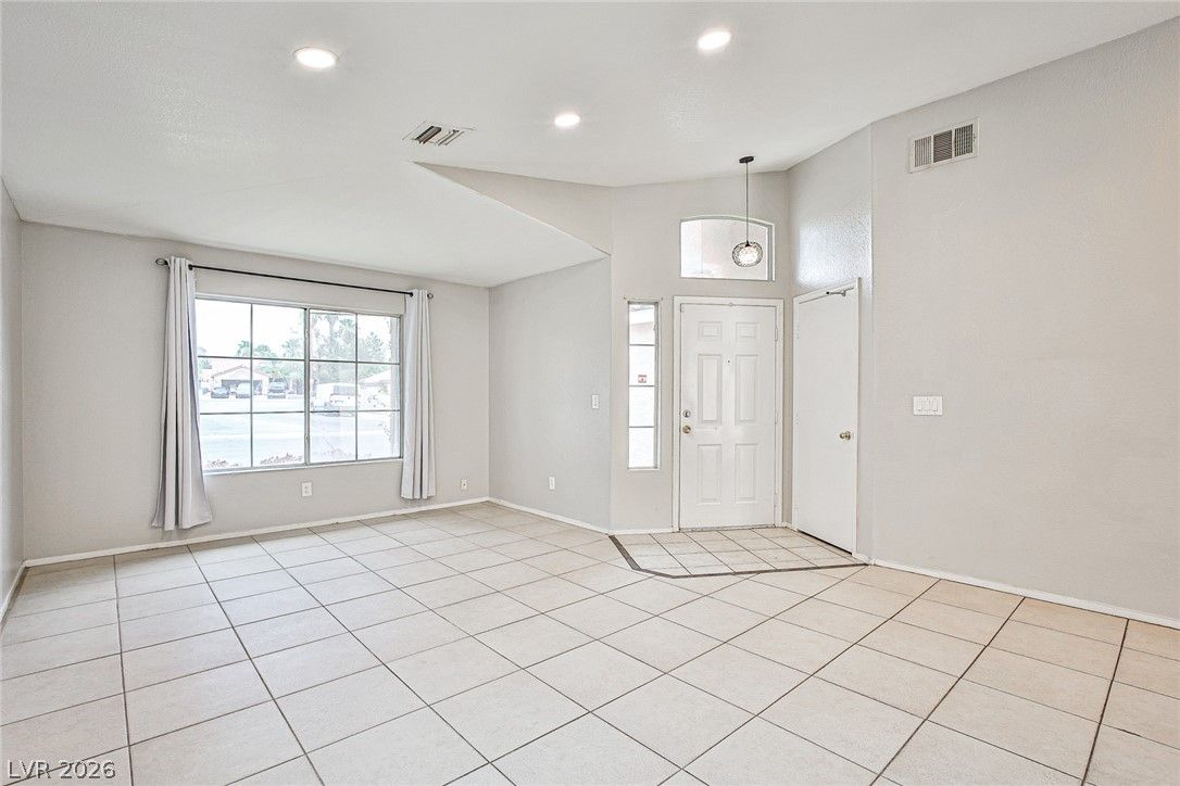 505 Casa Del Norte Drive — photo 5 of 30