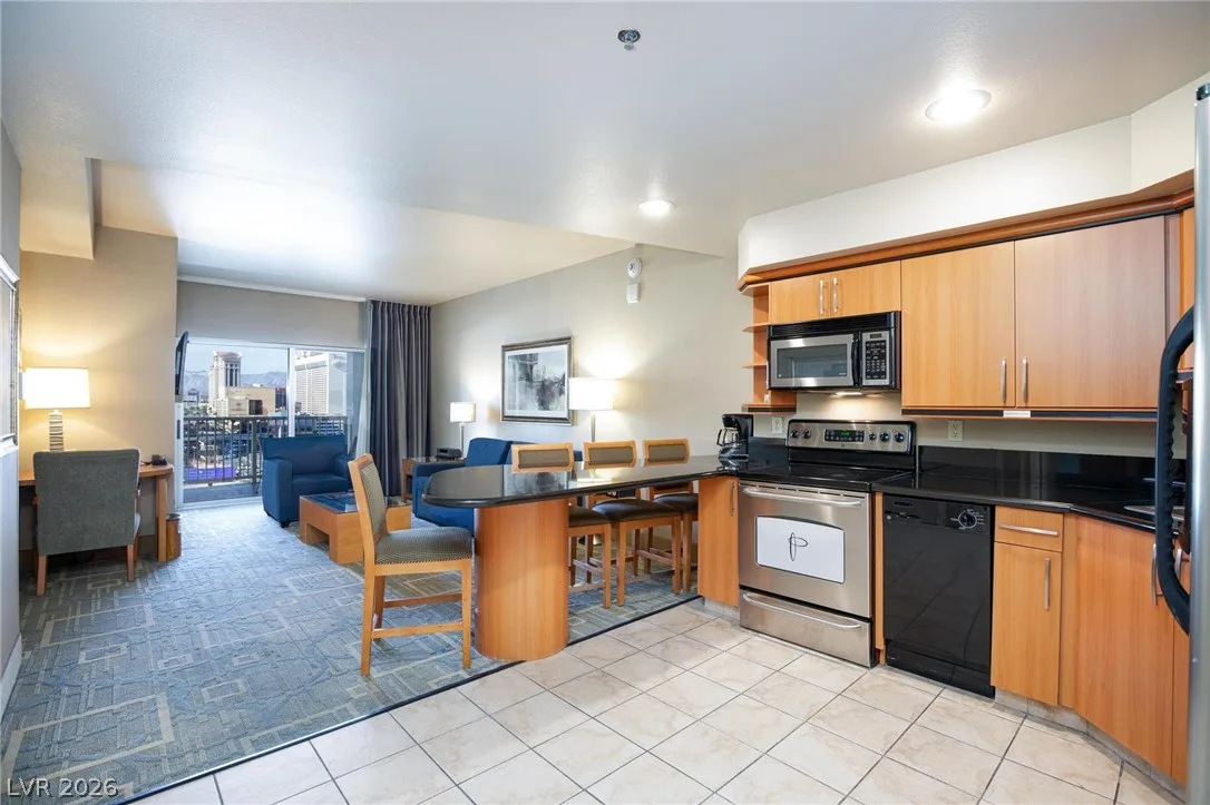 211 East Flamingo Road 1003 — photo 3
