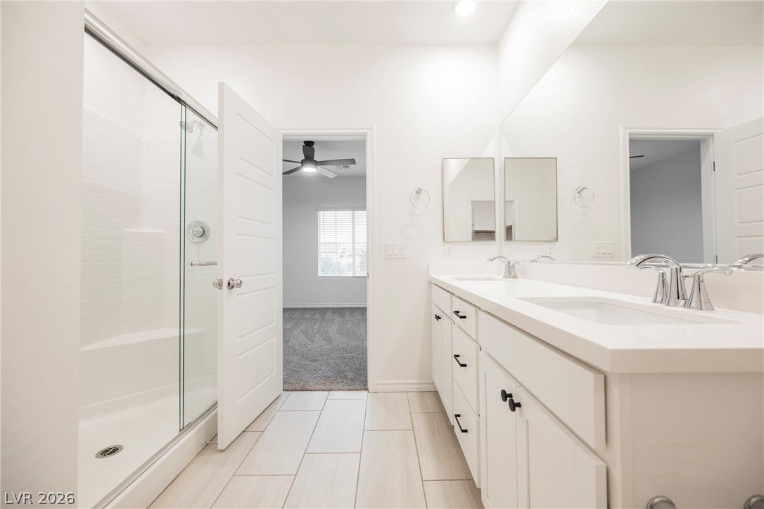 275 Callen Falls Avenue 2113 — photo 4 of 21