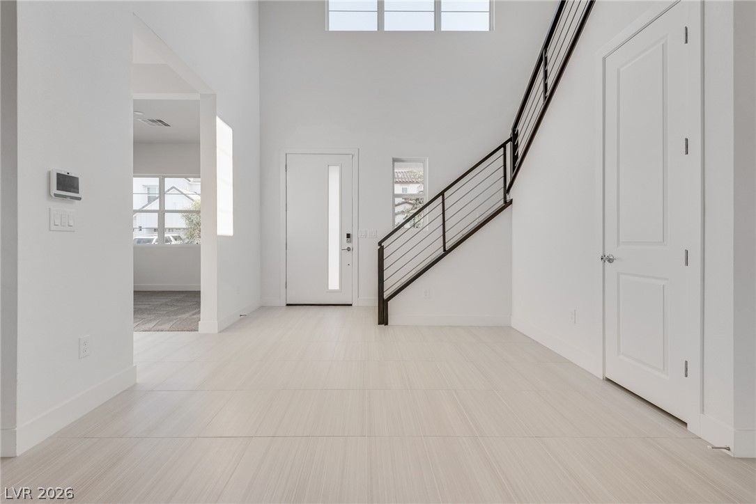 10226 Pleasant Knoll Avenue — photo 4