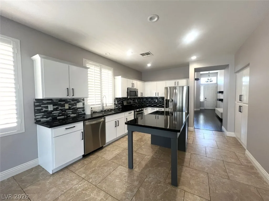 5923 Poplar Tree Street — photo 5