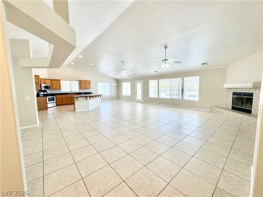 2281 South Zuni Avenue — photo 2