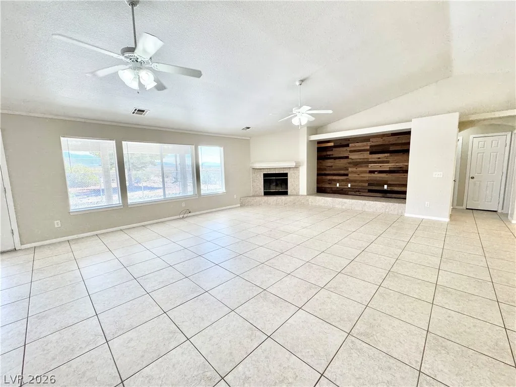 2281 South Zuni Avenue — photo 3