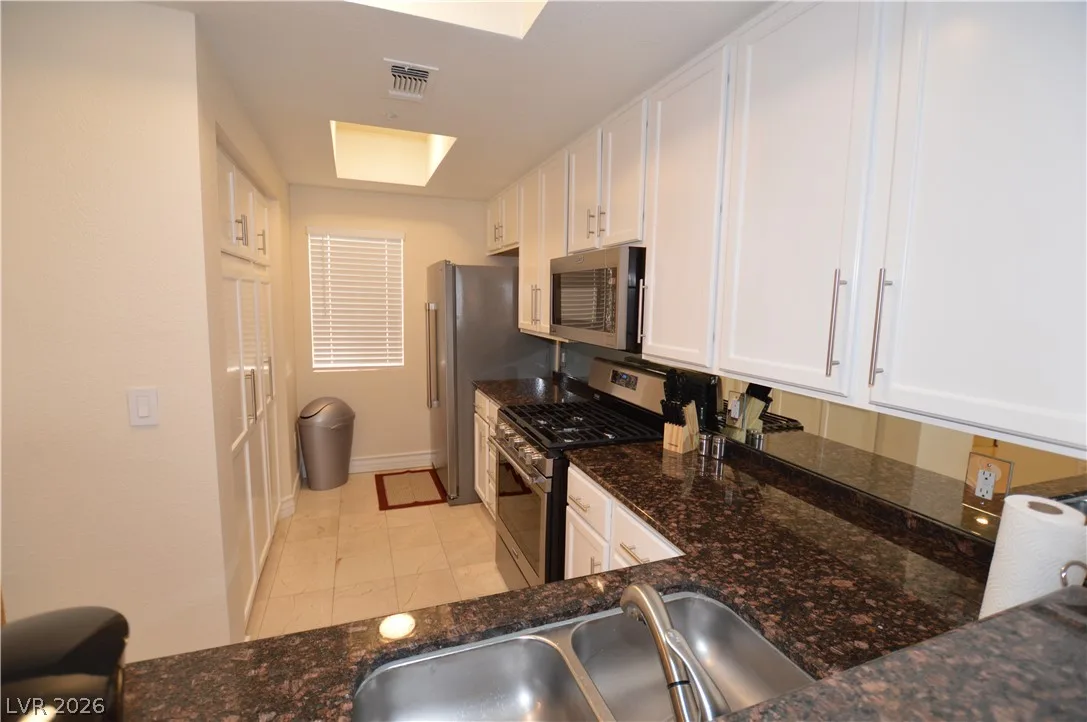 230 East Flamingo Road 334 — photo 5