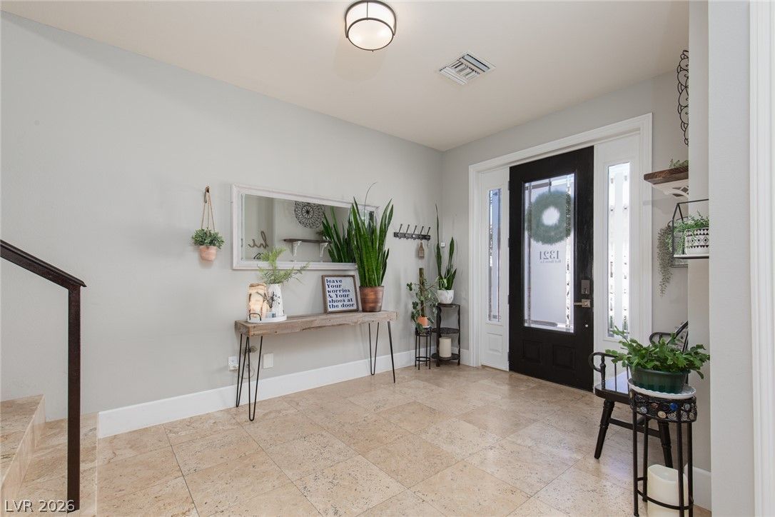 1321 Red Baron Lane — photo 4