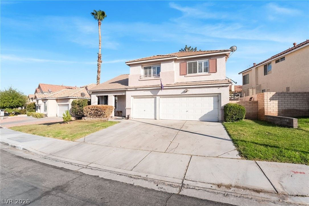 8185 Bonaventure Drive — photo 5