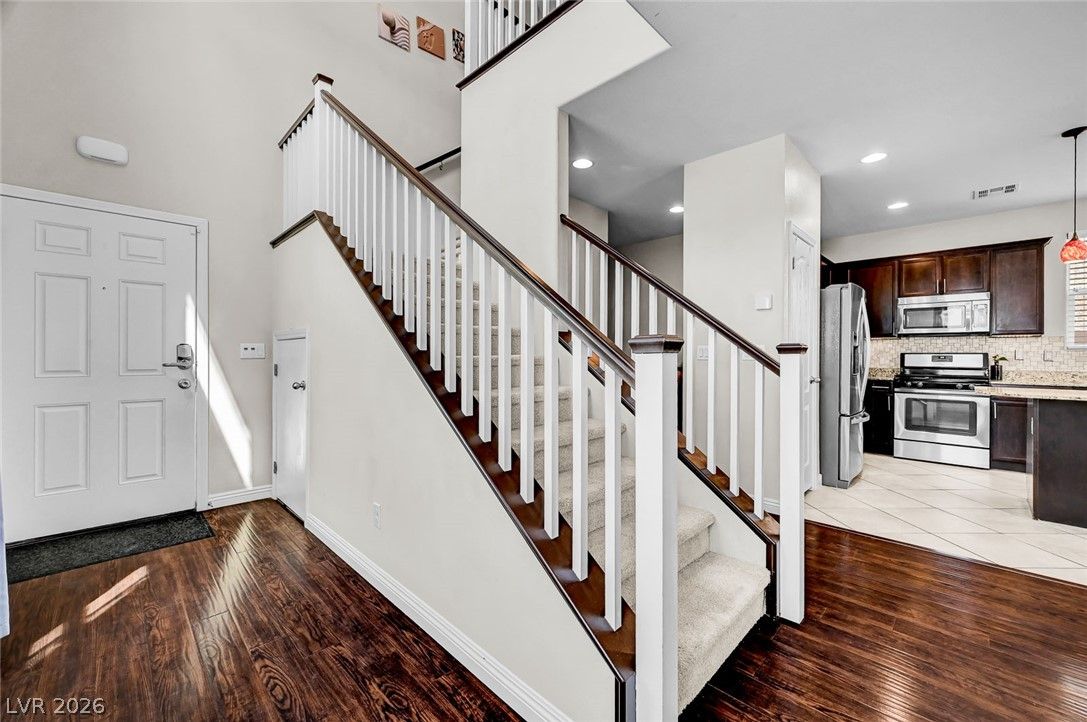 10944 Parslow Street — photo 4