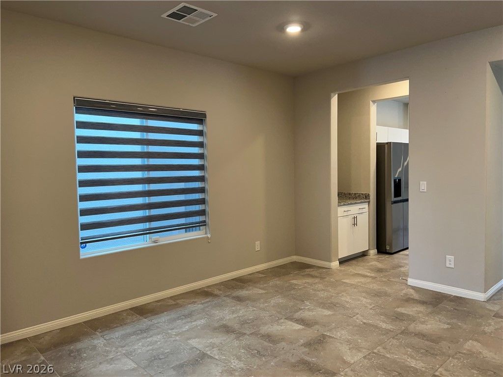 7521 Dragonfruit Avenue — photo 3
