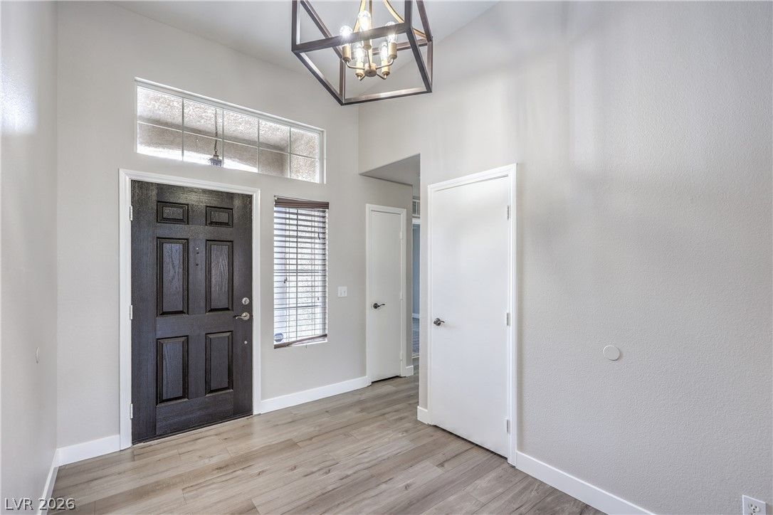 7841 Odysseus Avenue — photo 4