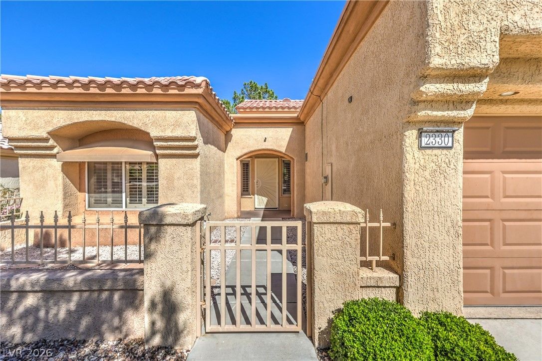 2330 Spring Water Drive — photo 4