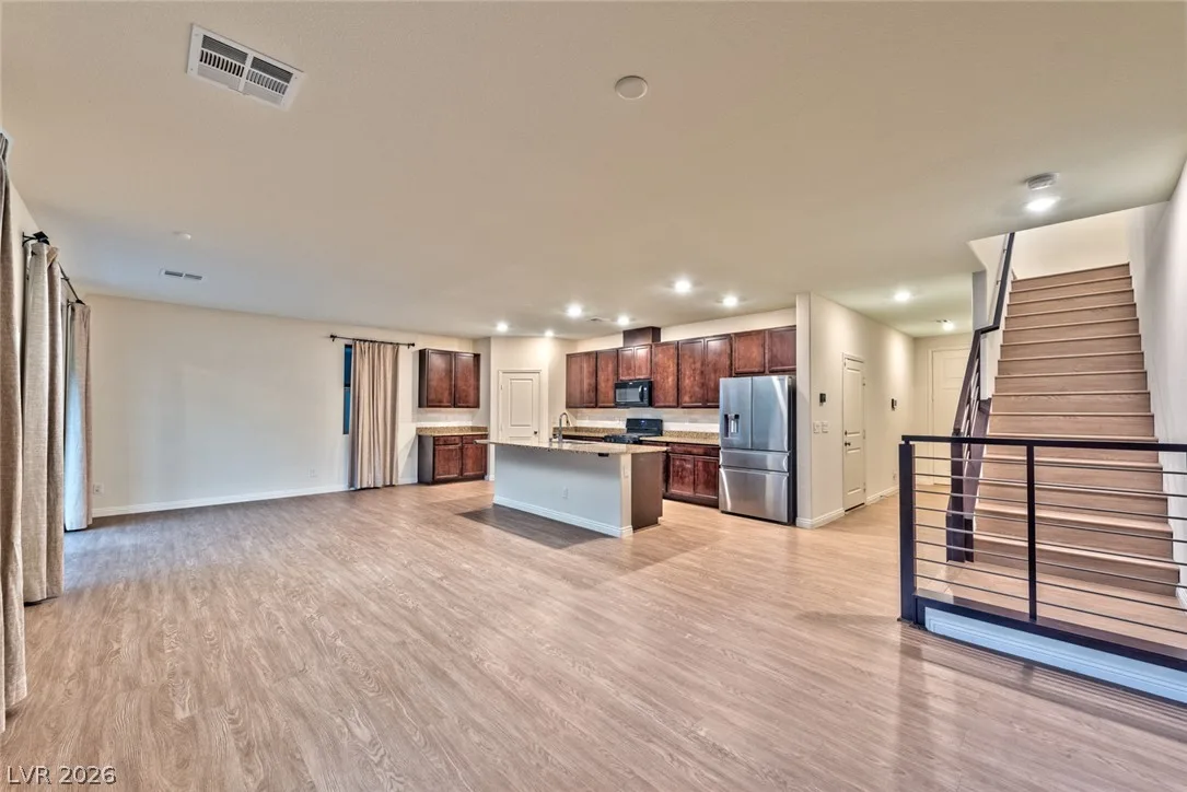 863 Elmstone Place — photo 4