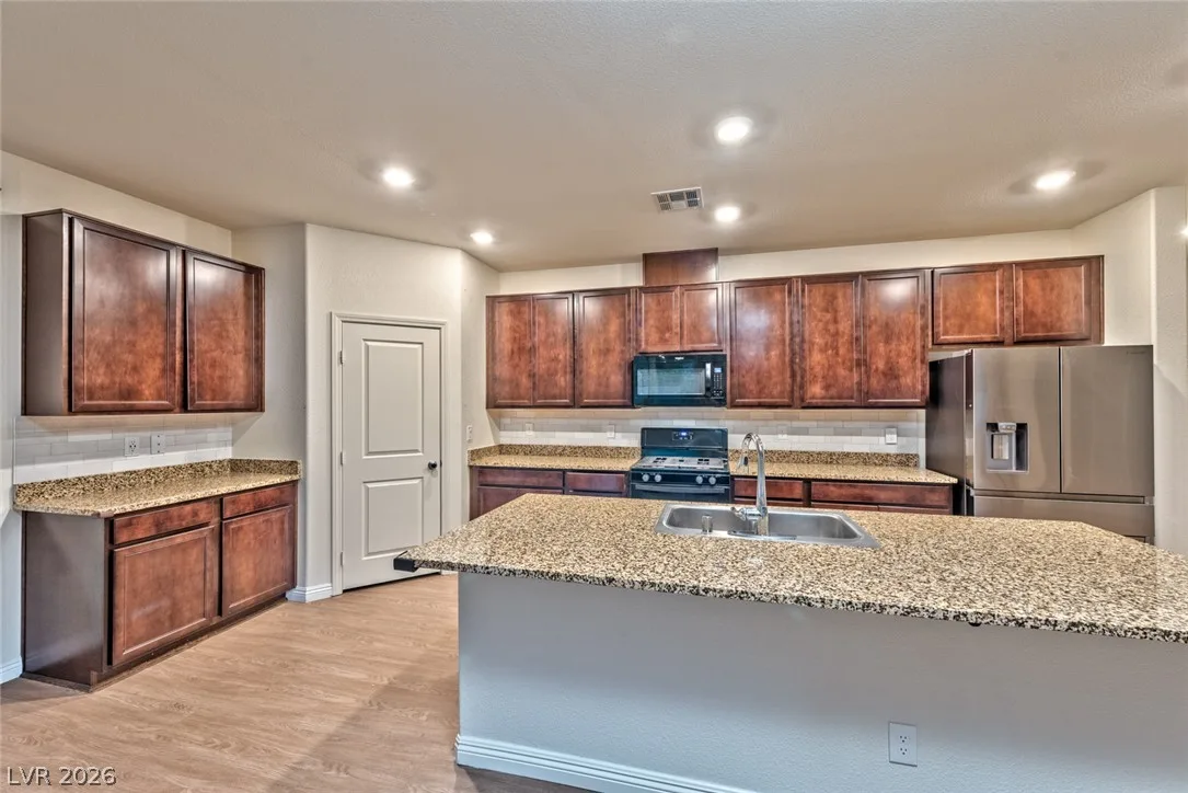 863 Elmstone Place — photo 5