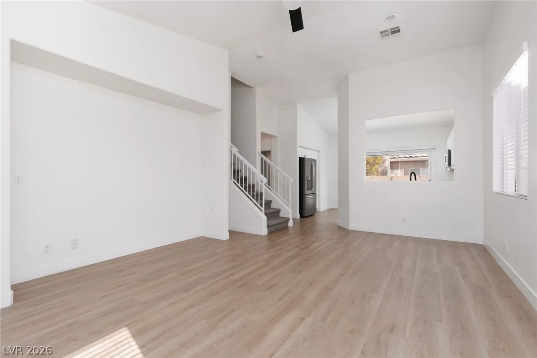 886 Park Walk Avenue — photo 5
