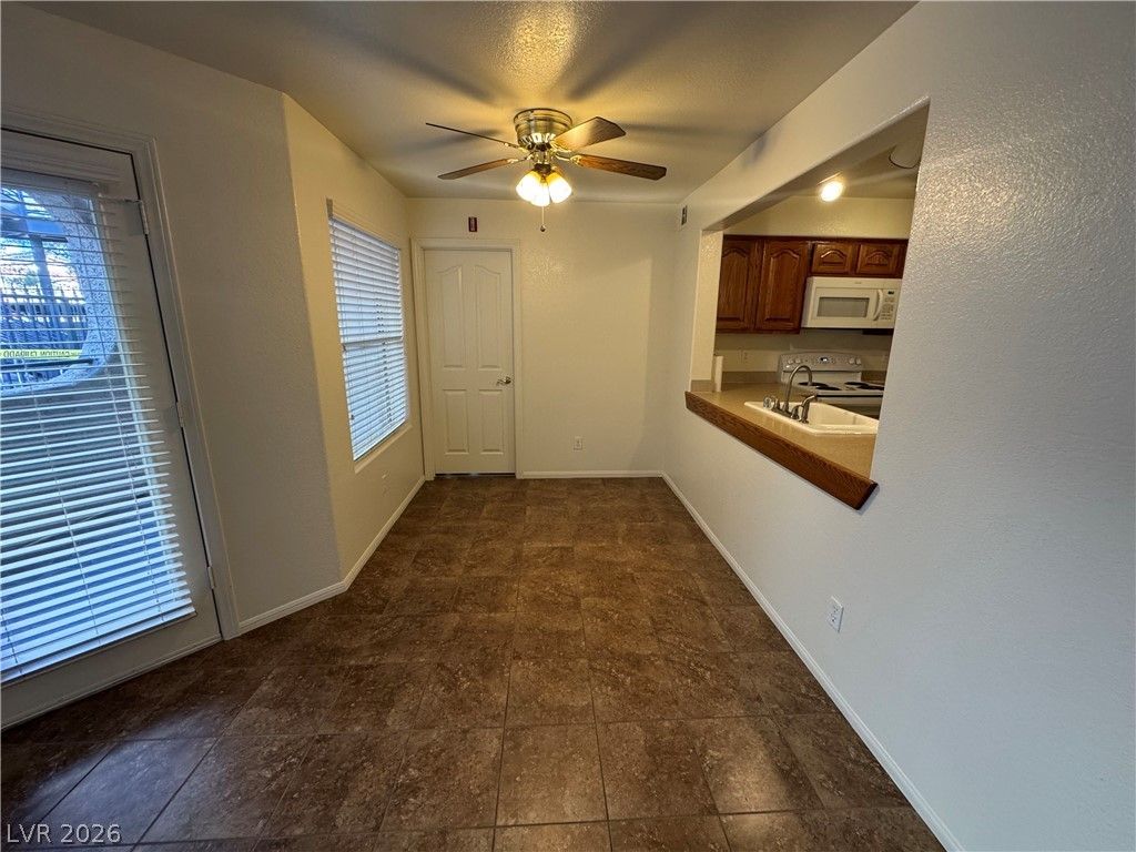 701 Capri Drive 13B — photo 5 of 19