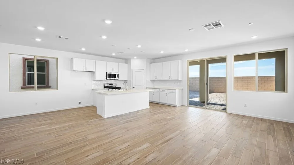 652 Semitone Lane — photo 3