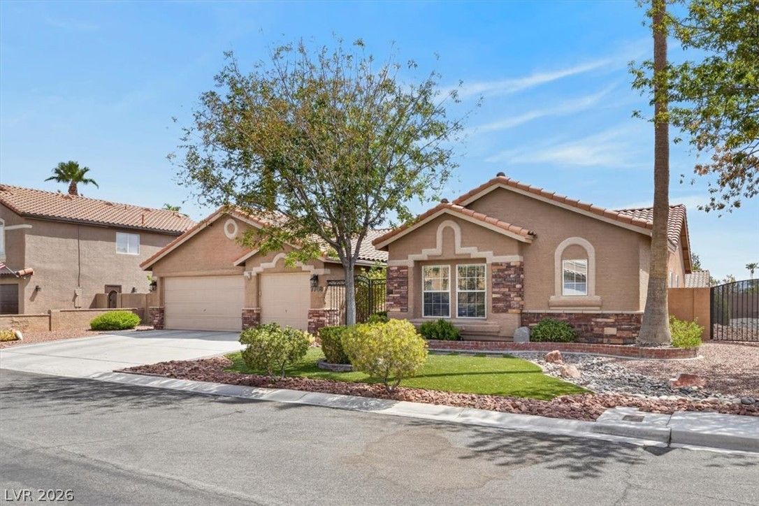 7758 Locke Haven Drive — photo 3