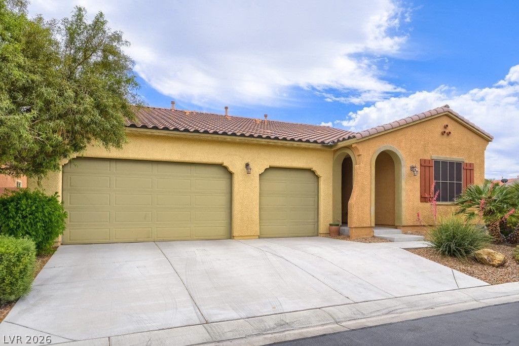 6636 Chelton Oaks Street — photo 2