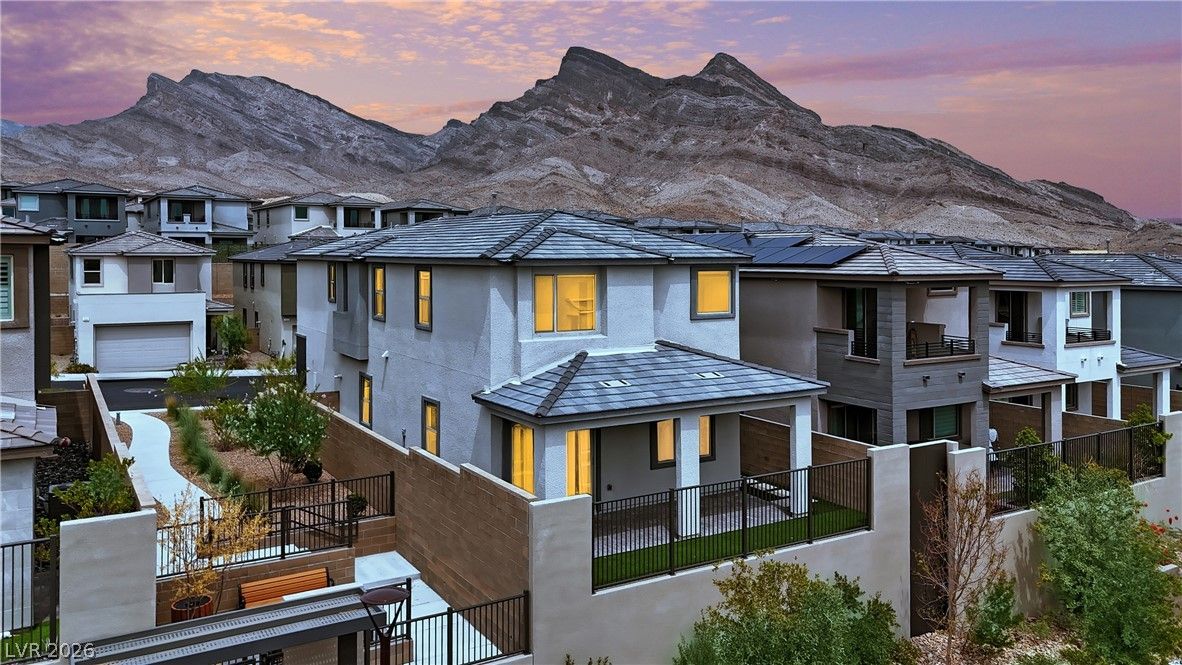 1532 Pacific Baza Street — photo 3