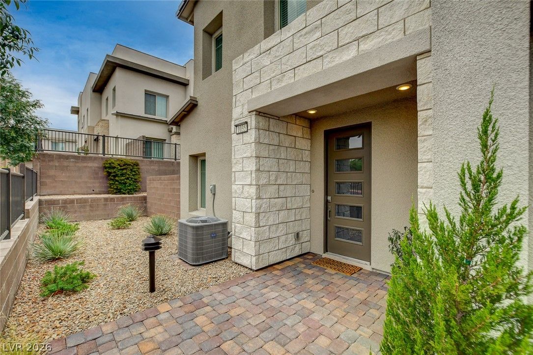 600 North Carriage Hill Drive 1035 — photo 2