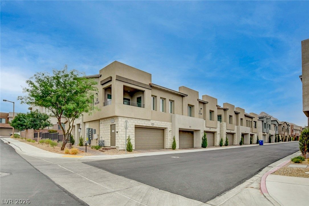 600 North Carriage Hill Drive 1035 — photo 3