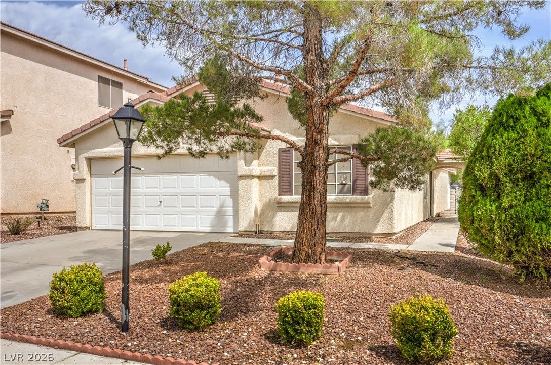 8908 Spinning Wheel Avenue — photo 3