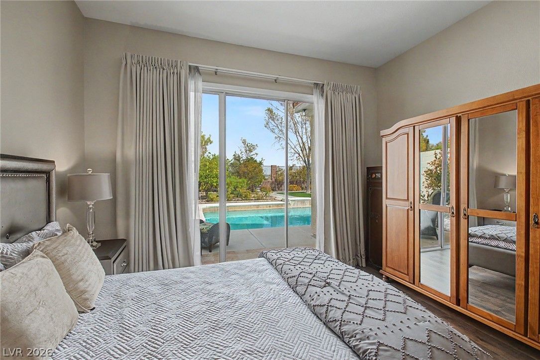 8624 Desert Bird Drive — photo 4