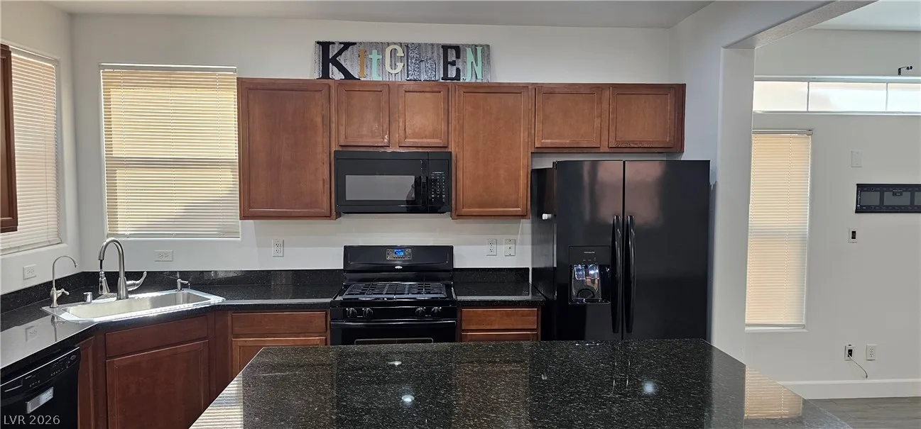 7451 Benlomond Avenue — photo 5