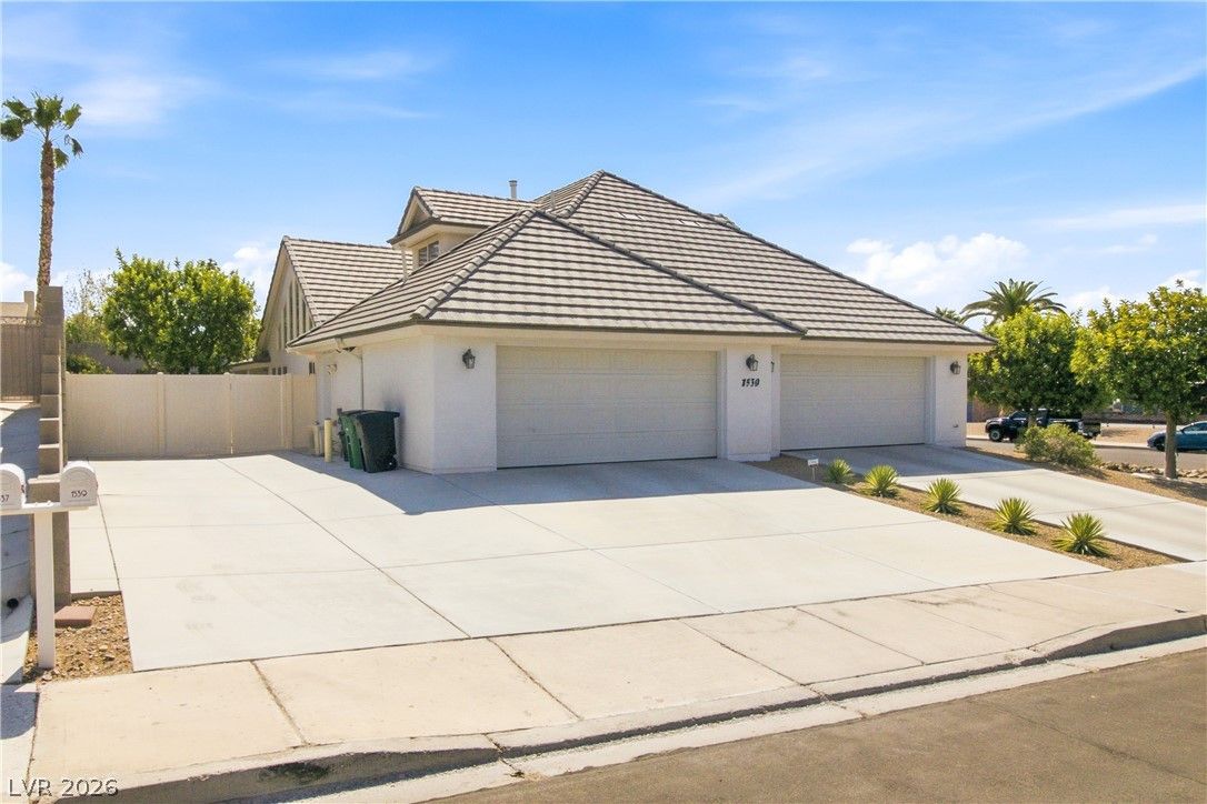 1539 Dorothy Drive — photo 4