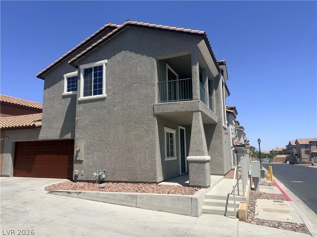 9852 Twilight Walk Avenue — photo 2
