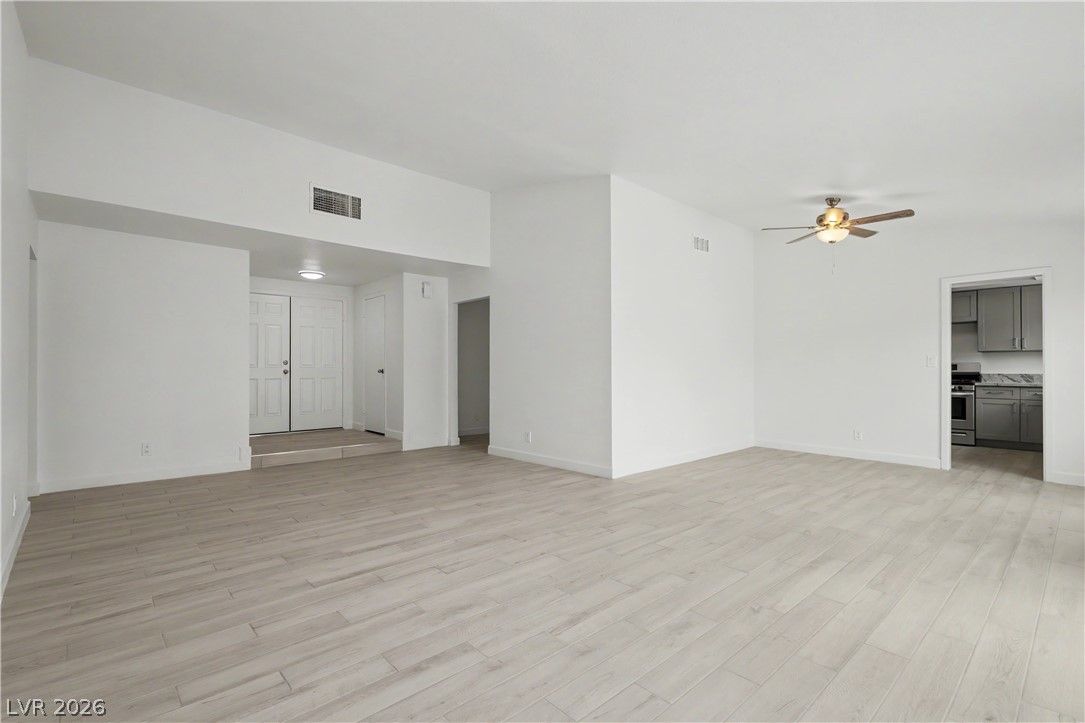 5227 Sepulveda Boulevard — photo 5