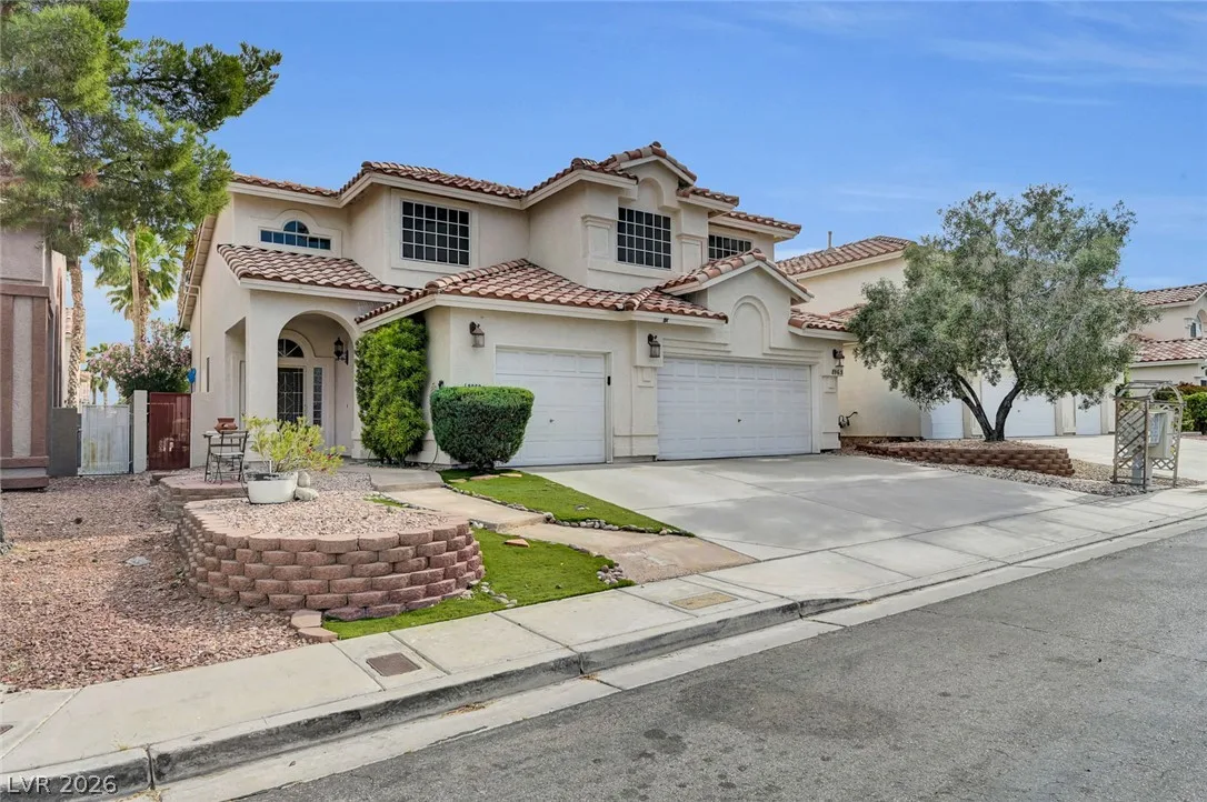 8963 Crystal Lagoon Court — photo 4