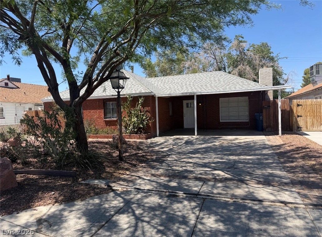 1311 Griffith Avenue — photo 4