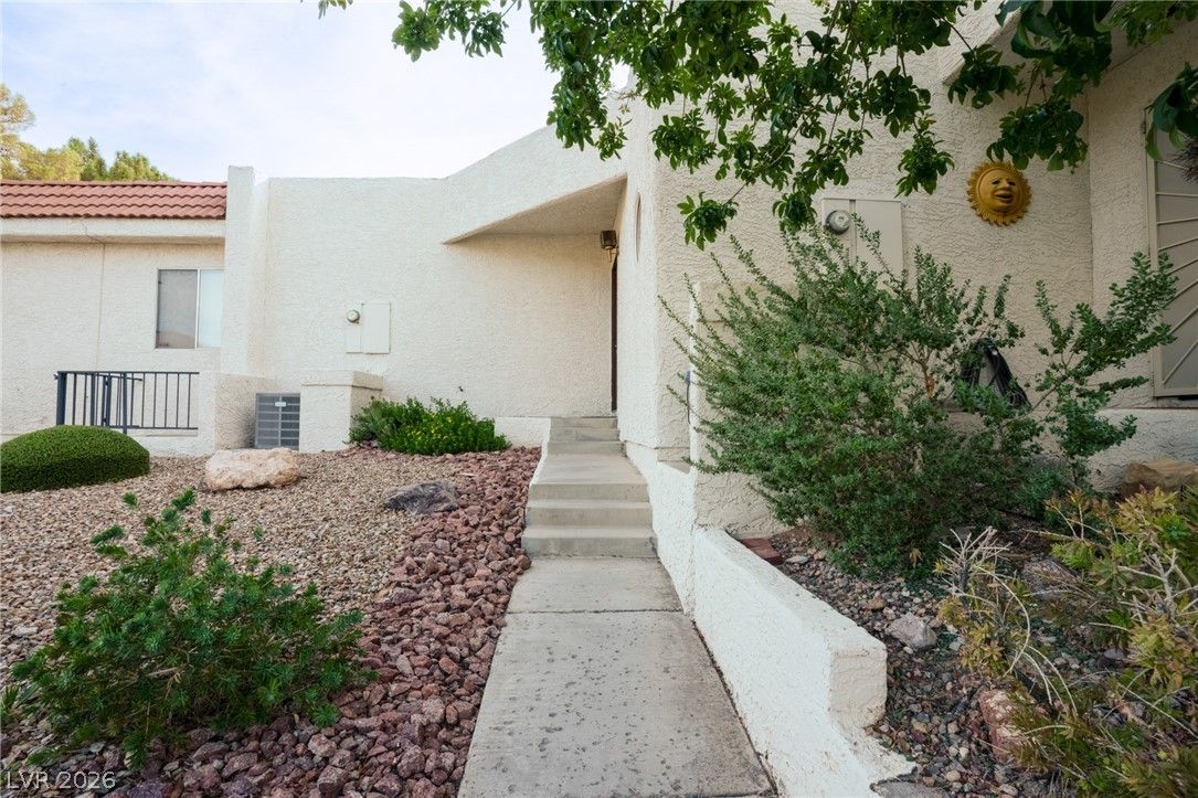 687 Marina Drive 32 — photo 3 of 43