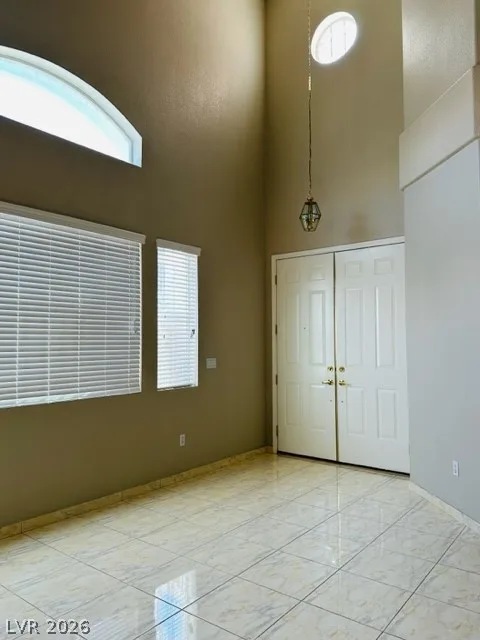 9804 Cornwall Crossing Lane — photo 3