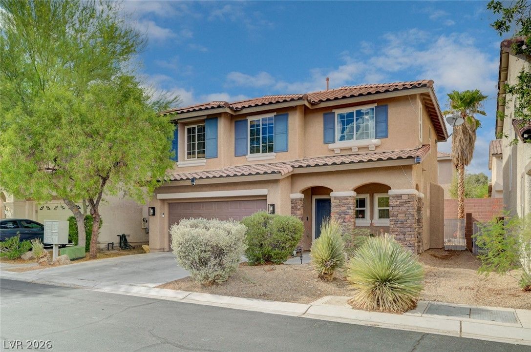 8700 Gateway Glen Drive — photo 2