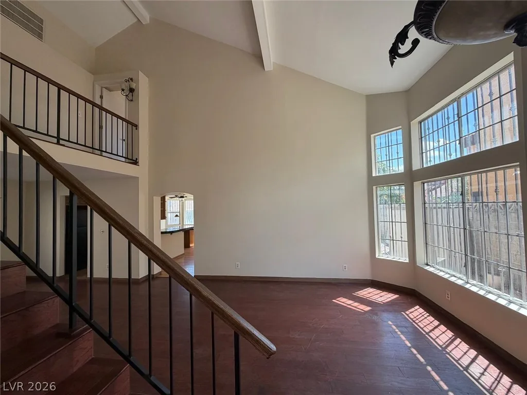 921 Greystone Drive — photo 5