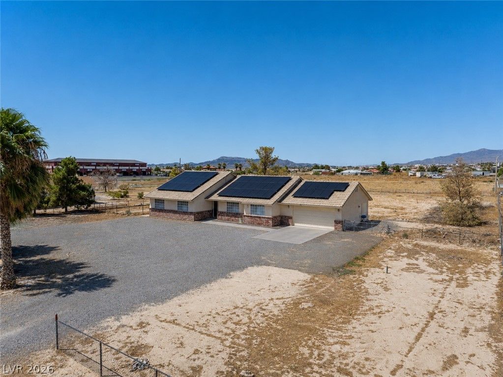 3080 East Cactus Street — photo 3 of 40