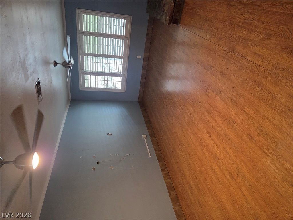 420 Huntly Road — photo 5