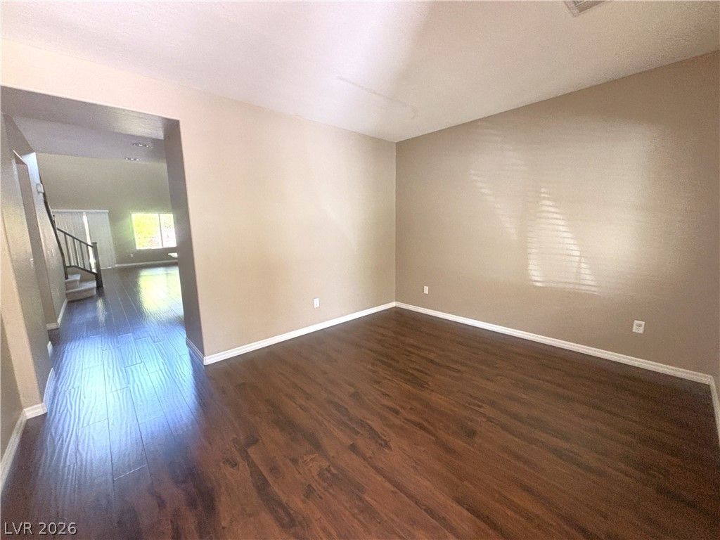 5704 Shadow Bend Drive — photo 2