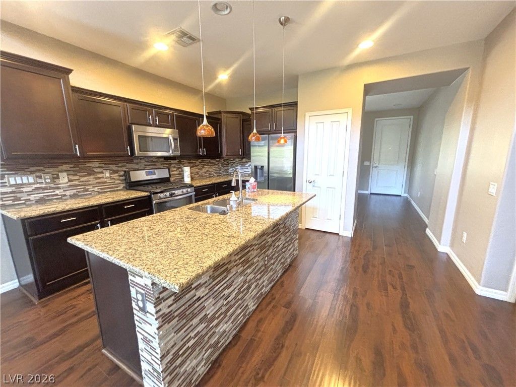5704 Shadow Bend Drive — photo 5